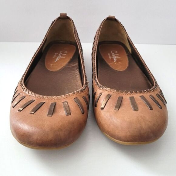 Cole Haan flats/ loafers Size 8 - Picture 6 of 14